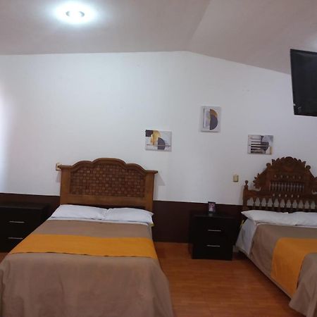 Hotel Alameda Maravatio ภายนอก รูปภาพ