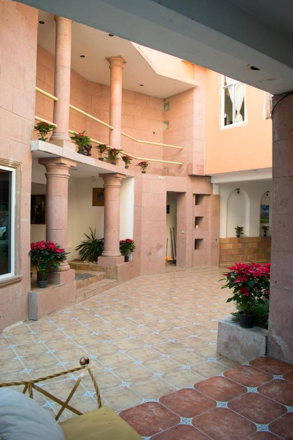 Hotel Alameda Maravatio ภายนอก รูปภาพ