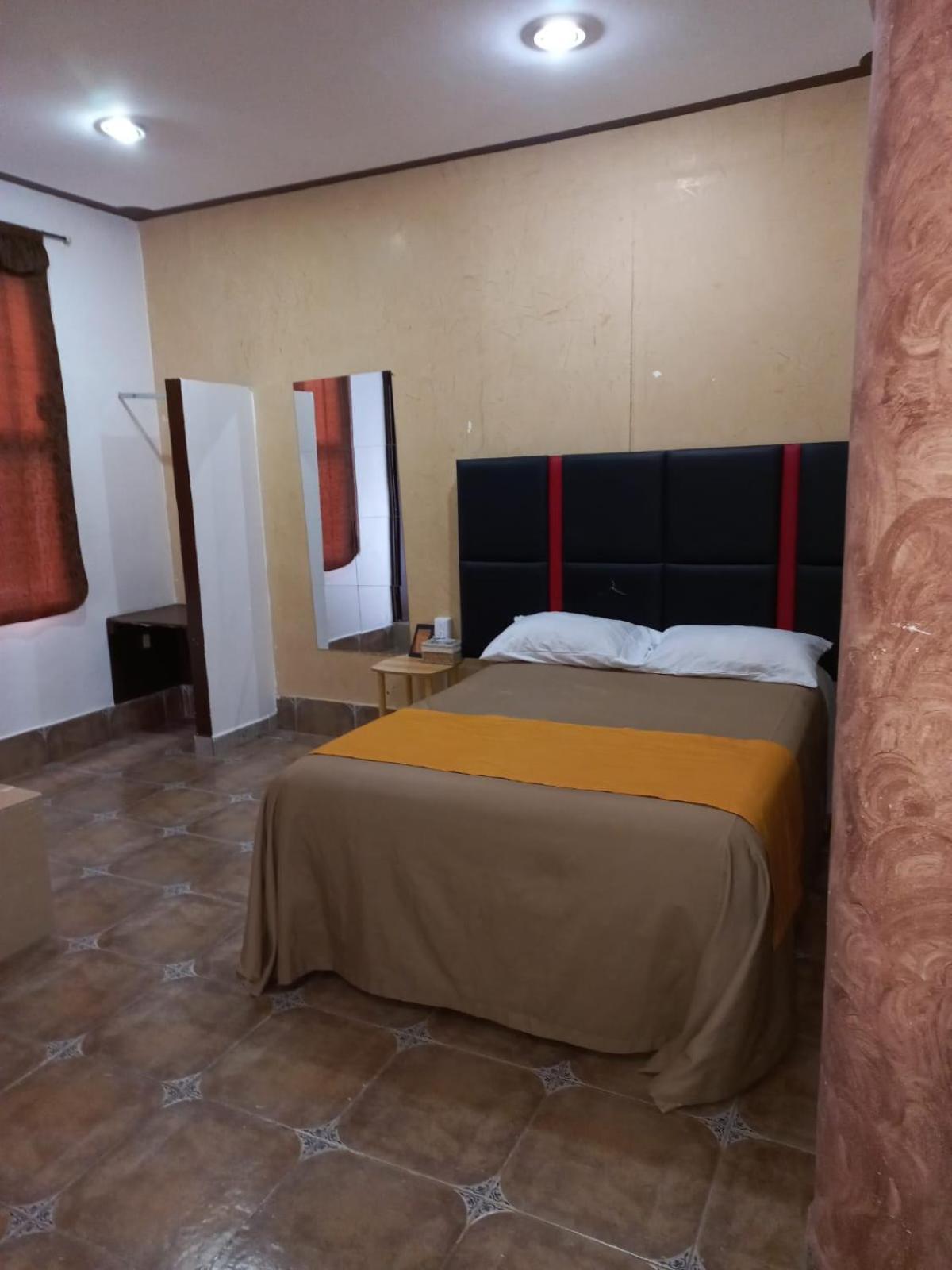 Hotel Alameda Maravatio ภายนอก รูปภาพ